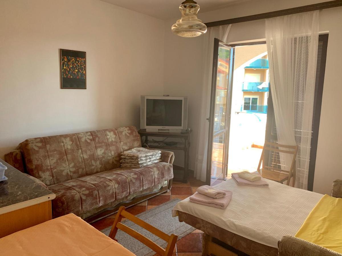 Pržno Apartments Mari المظهر الخارجي الصورة