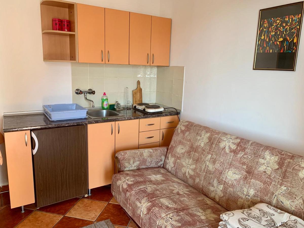 Pržno Apartments Mari المظهر الخارجي الصورة