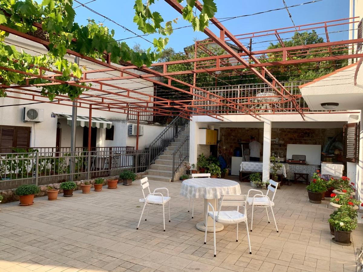 Pržno Apartments Mari المظهر الخارجي الصورة