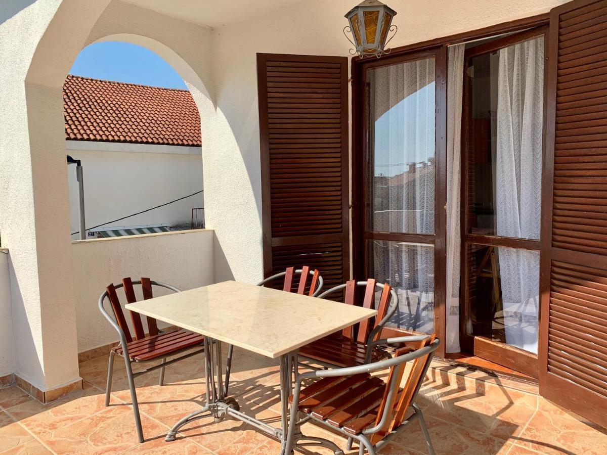 Pržno Apartments Mari المظهر الخارجي الصورة